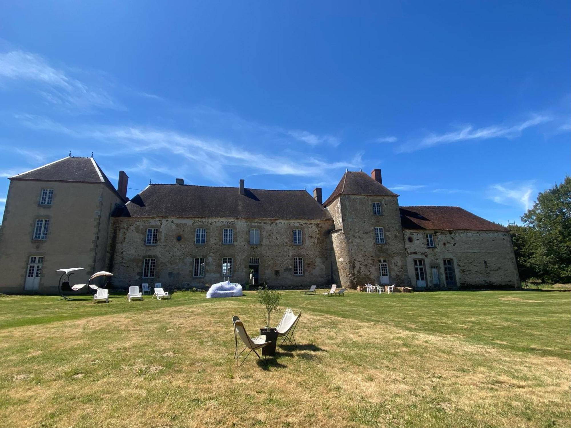 Chateau De Grandsagne Bed & Breakfast Bonnat Exterior foto